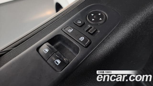 Hyundai Staria 2022 — ფოტო 20/20