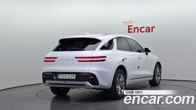Genesis GV70 2021 — Şəkil 2/20