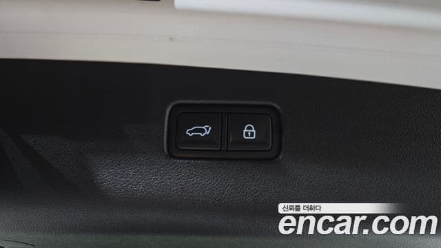 Genesis GV70 2021 — Şəkil 17/20