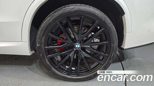 BMW X5 2025 — Photo 14/35