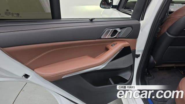 BMW X5 2025 — Photo 32/35