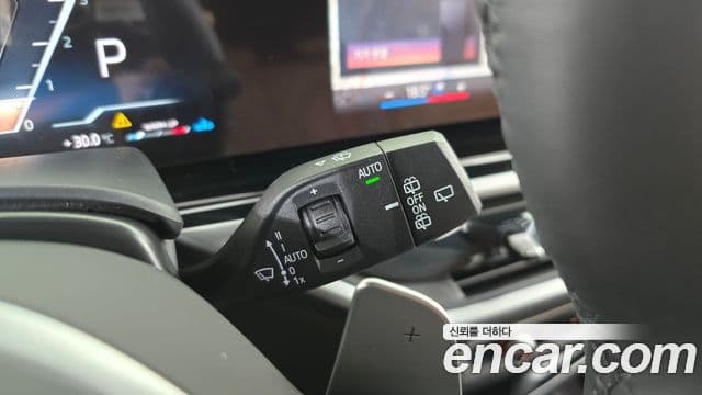 BMW X5 2025 — Photo 21/35