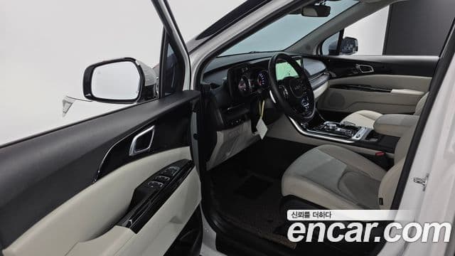 Kia Carnival 2023 — Şəkil 11/20