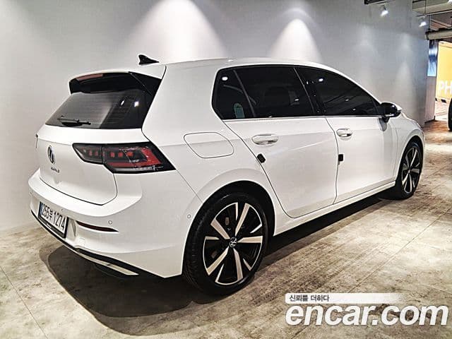 Volkswagen Golf 2025 — ფოტო 3/13