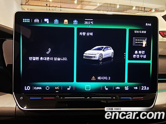 Volkswagen Golf 2025 — ფოტო 8/13