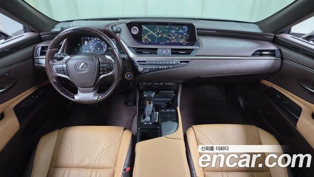 Lexus ES300h 2021 — ფოტო 20/20