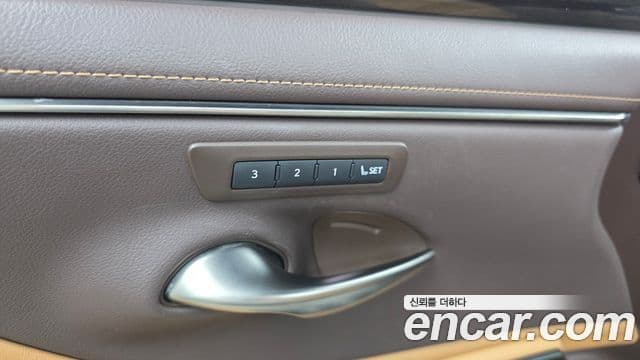 Lexus ES300h 2021 — ფოტო 2/20