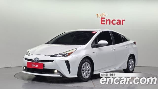 Toyota Prius 2021 — Şəkil 1/20