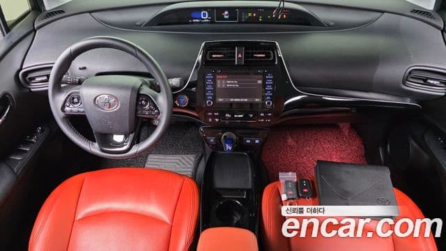 Toyota Prius 2021 — Şəkil 7/20
