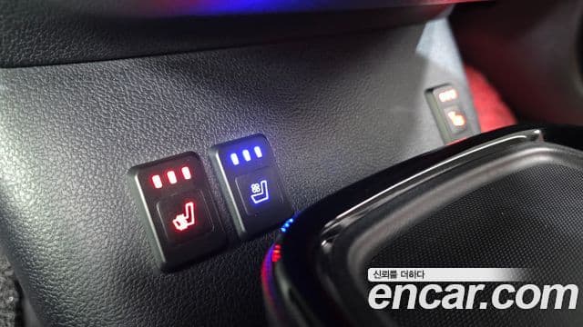 Toyota Prius 2021 — Şəkil 19/20