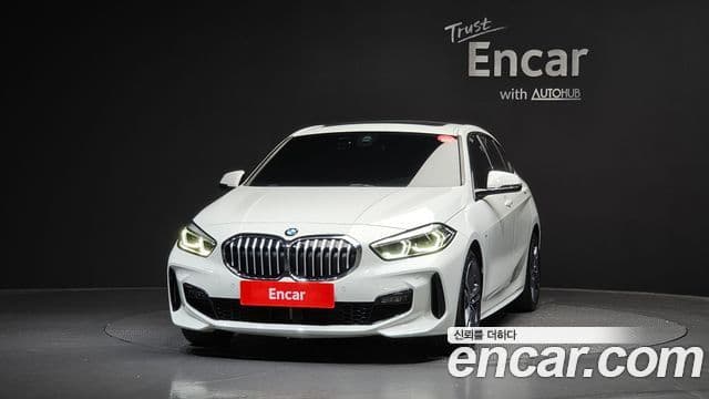 BMW 1 Series 2022 — Şəkil 3/20