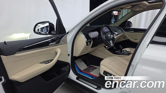 BMW X3 2020 — Şəkil 8/20