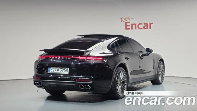 Porsche Panamera 2023 — Şəkil 2/20
