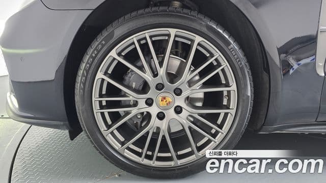 Porsche Panamera 2023 — Şəkil 5/20