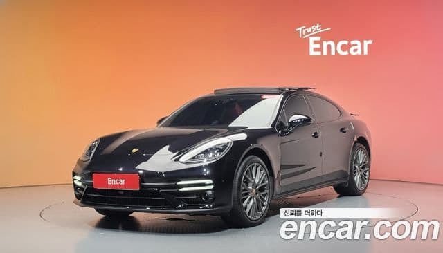 Porsche Panamera 2023 — Şəkil 1/20