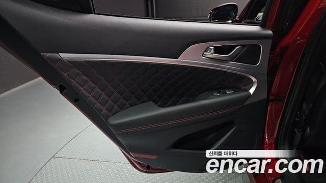 Genesis G70 2018 — ფოტო 12/35