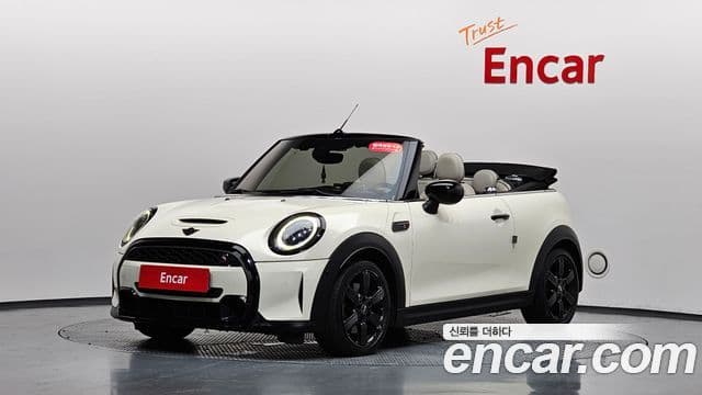 Mini Cooper S Convertible 2022 — Фото 1/20