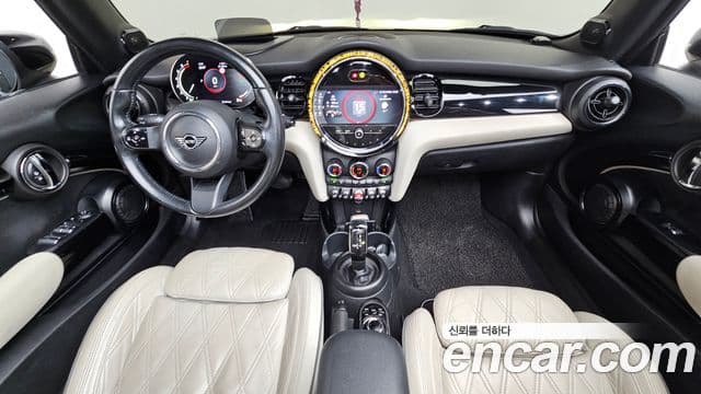 Mini Cooper S Convertible 2022 — Фото 7/20