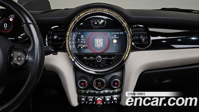 Mini Cooper S Convertible 2022 — Фото 12/20