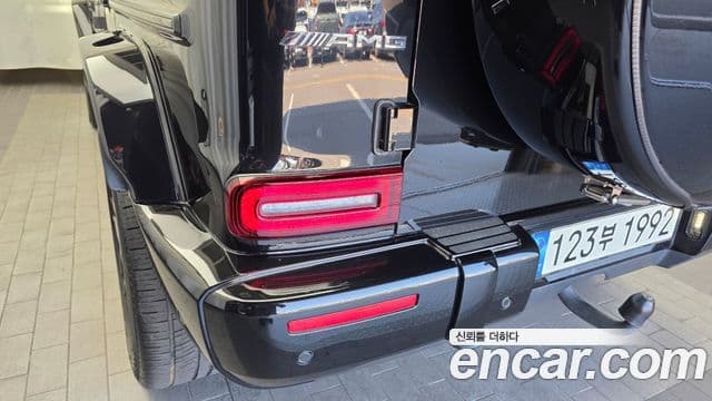 Mercedes-Benz G-Class 2021 — Photo 13/32