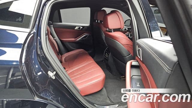 BMW X6 2020 — Şəkil 29/31