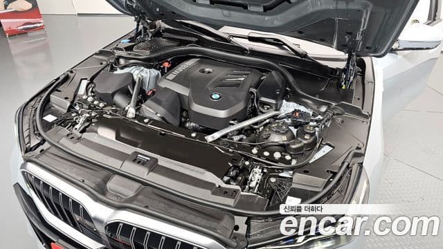 BMW 5 Series 2025 — ფოტო 5/20