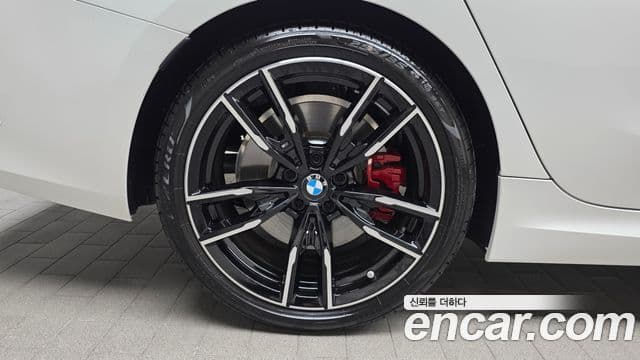 BMW 3 Series 2025 — ფოტო 5/20