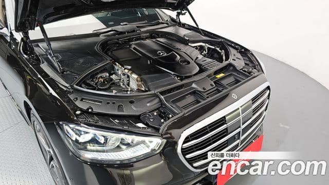 Mercedes-Benz S-Class 2023 — ფოტო 6/20