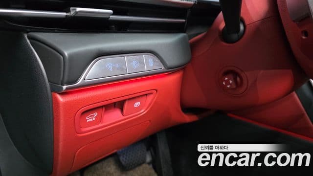 Genesis GV80 Coupe 2023 — Şəkil 35/40