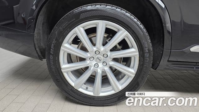 Volvo XC90 2019 — ფოტო 5/20
