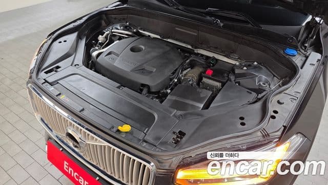 Volvo XC90 2019 — ფოტო 6/20