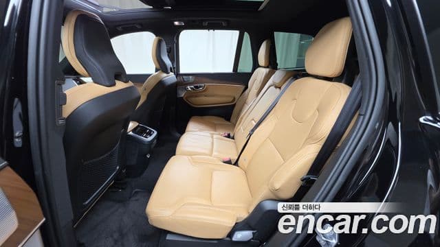 Volvo XC90 2019 — ფოტო 12/20