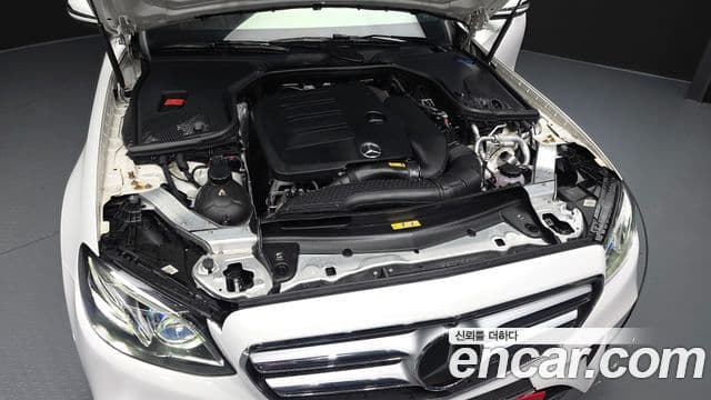 Mercedes-Benz E-Class 2019 — Şəkil 6/20