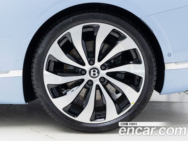 Bentley Continental GT 2025 — Şəkil 5/19
