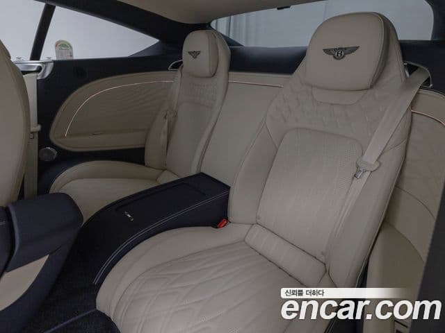 Bentley Continental GT 2025 — Şəkil 12/19