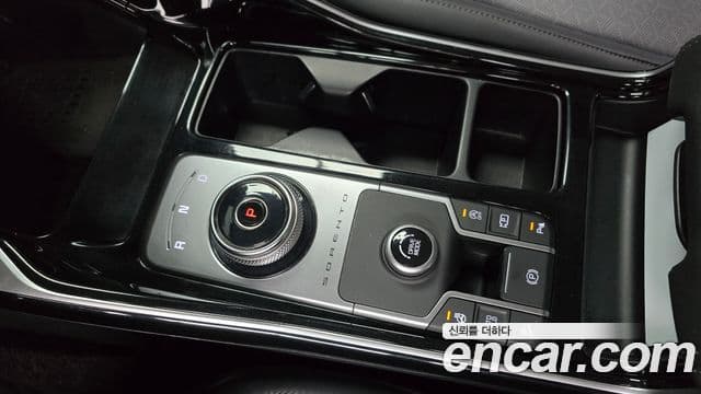 Kia Sorento 2022 — Фото 9/20