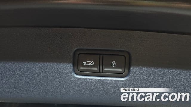 Genesis GV80 2022 — ფოტო 19/20