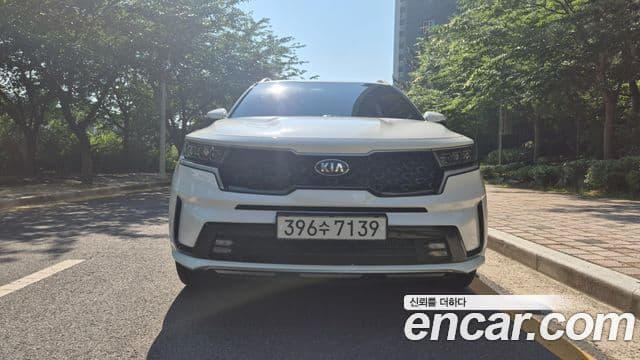 Kia Sorento 2021 — Фото 2/20