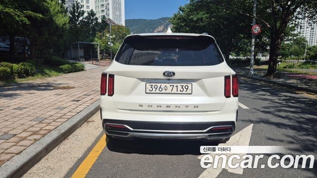 Kia Sorento 2021 — Фото 13/20