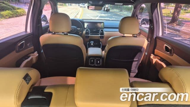 Kia Sorento 2021 — Фото 19/20
