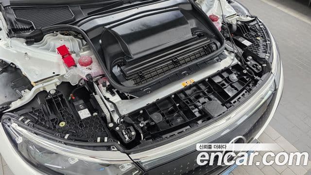 Mercedes-Benz EQS 2022 — ფოტო 13/34