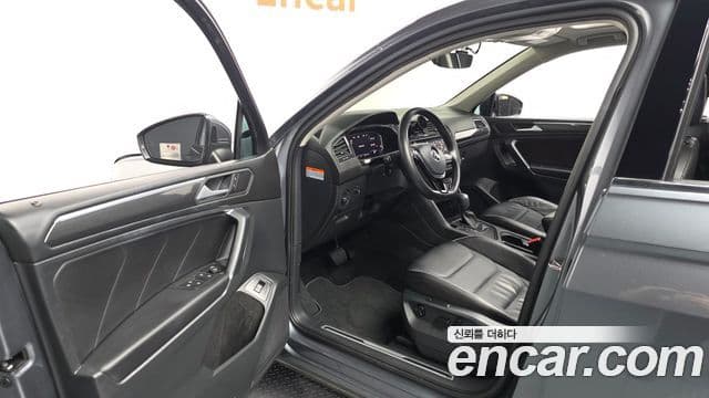 Volkswagen Tiguan Allspace 2020 — Şəkil 10/20