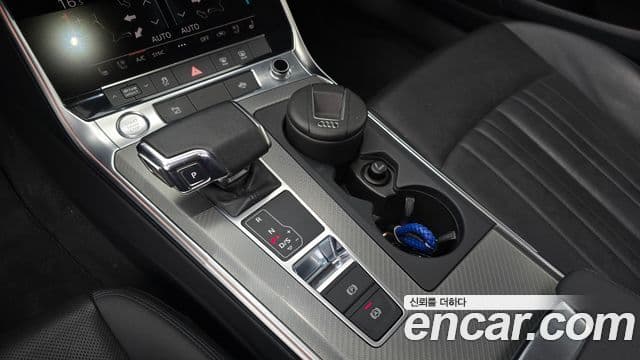 Audi A6 2020 — ფოტო 7/20