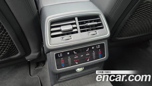Audi A6 2020 — ფოტო 17/20