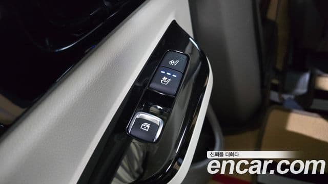 Kia Carnival 2021 — Şəkil 18/20