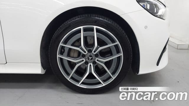 Mercedes-Benz E-Class 2022 — Şəkil 4/17