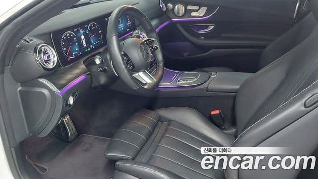 Mercedes-Benz E-Class 2022 — Şəkil 8/17