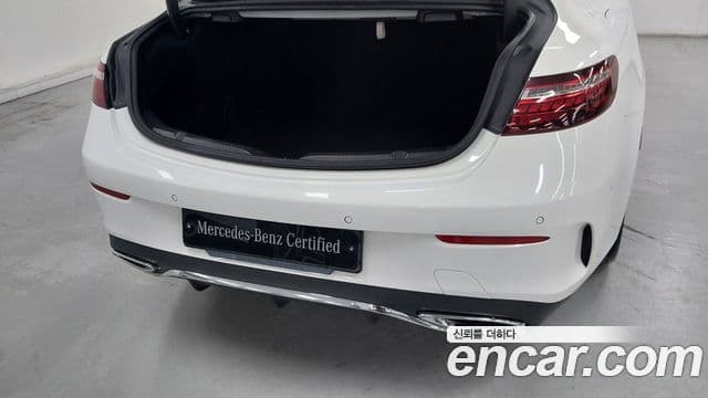 Mercedes-Benz E-Class 2022 — Şəkil 11/17