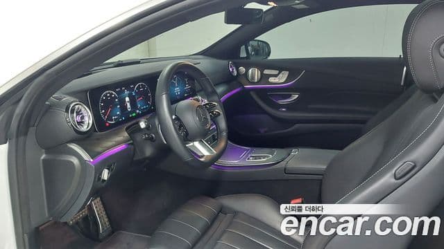 Mercedes-Benz E-Class 2022 — Şəkil 14/17