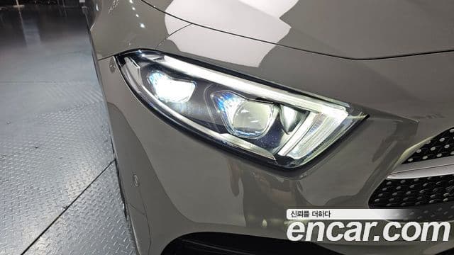 Mercedes-Benz CLS-Class 2020 — Photo 37/38